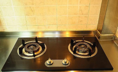 出现燃气灶自动熄火的解决办法