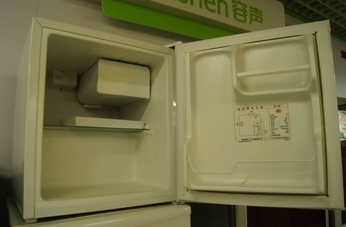冰箱发热的原因,冰箱发热